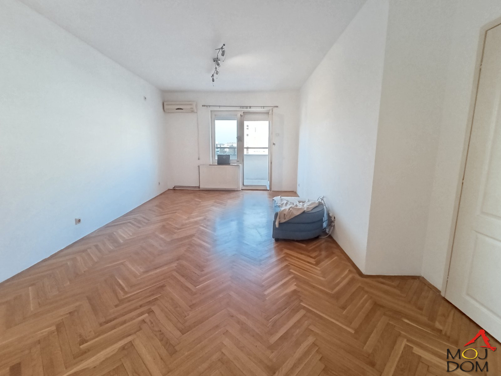 lokal NOVI SAD