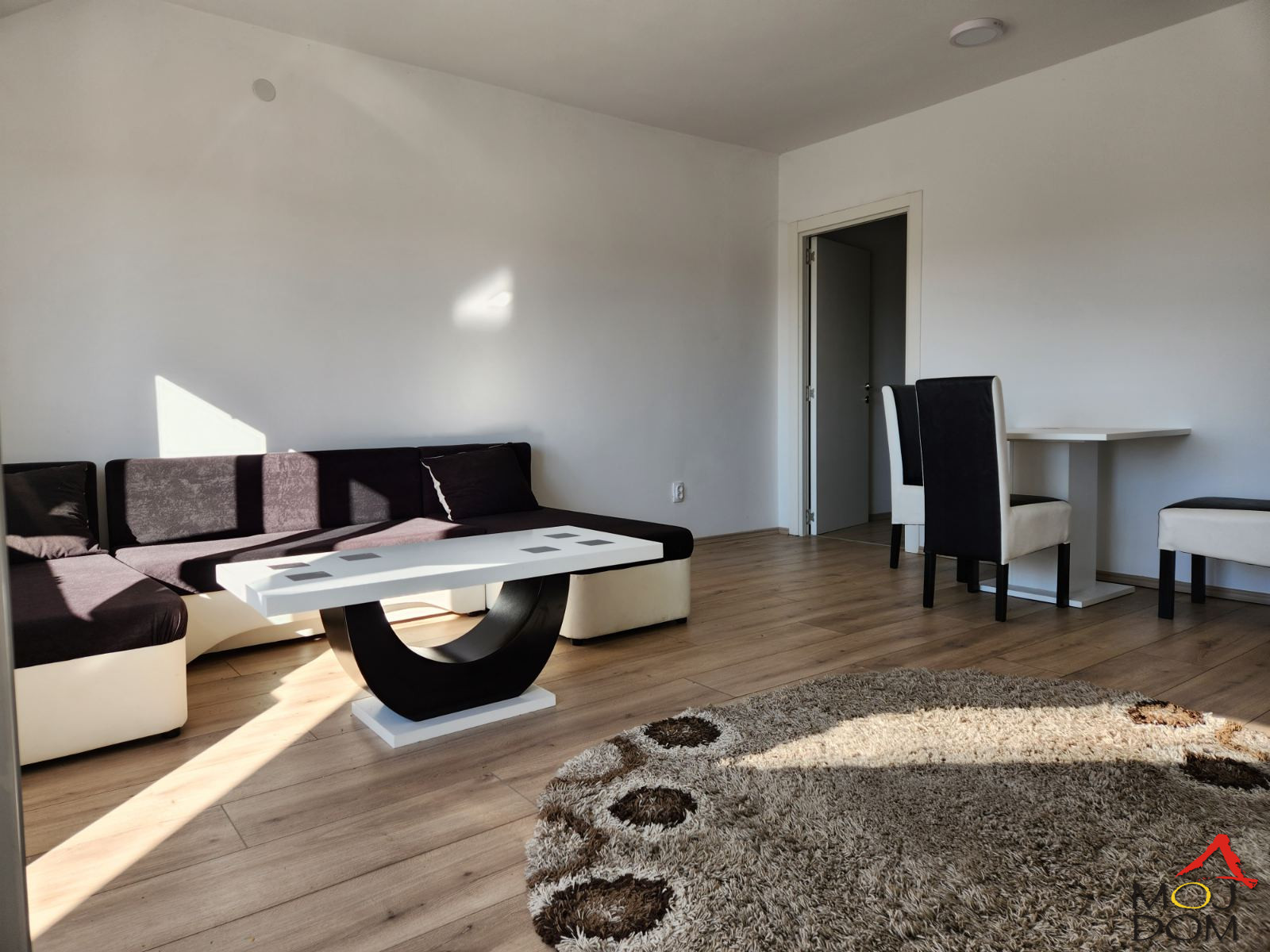 lokal NOVI SAD