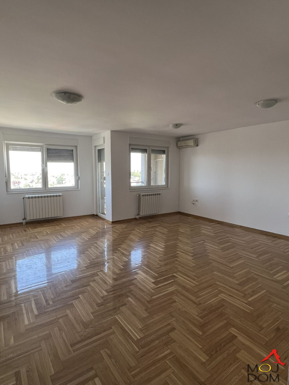 lokal NOVI SAD